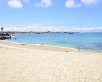 Hostal Gosén - Puerto Baquerizo Moreno - Playa