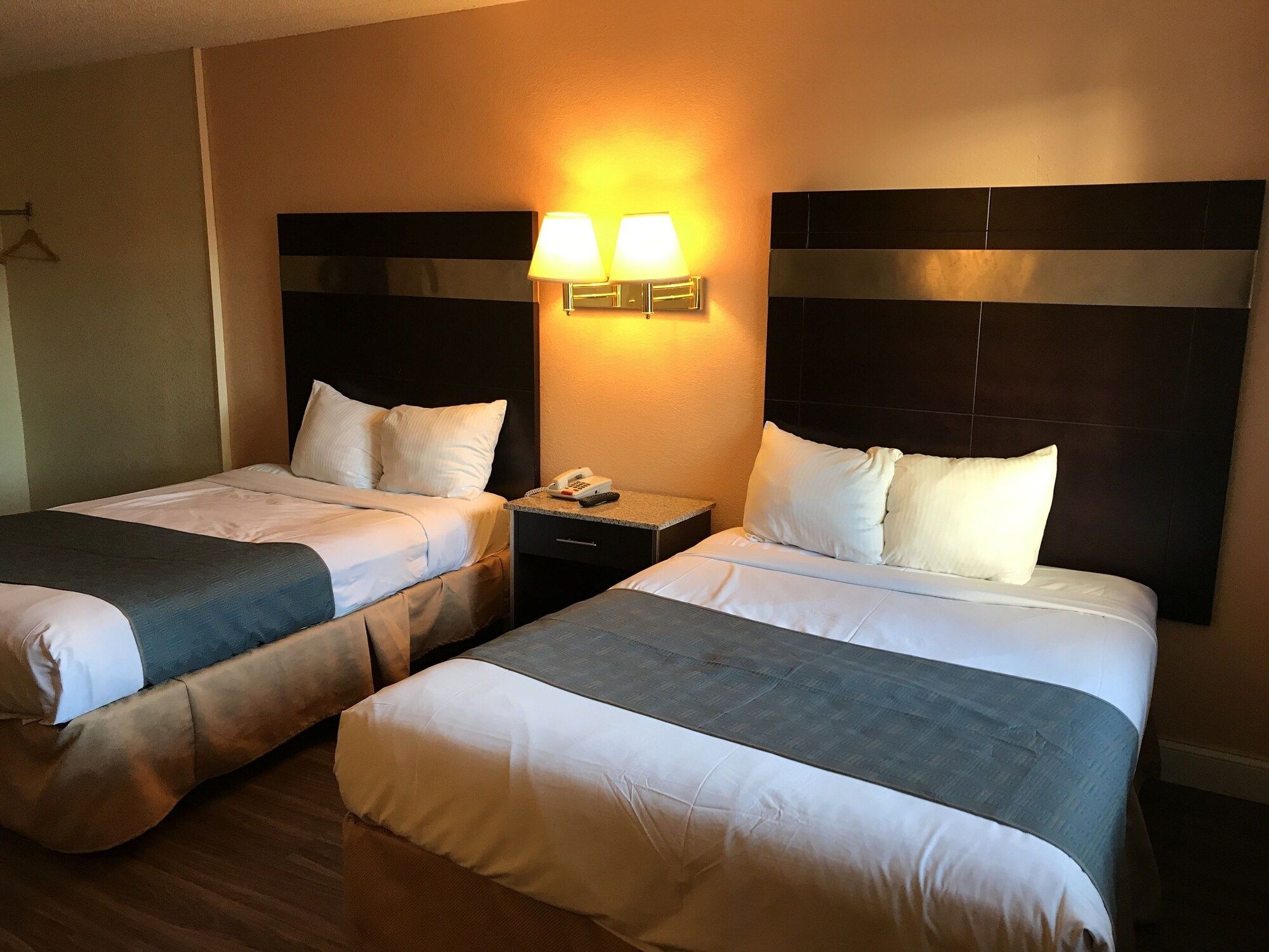 Atlantic Motor Inn Near Boardwalk - אטלנטיק סיטי - חדר שינה