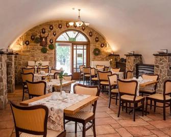 Hotel Hubertus Rzeszów - Rzeszow - Restaurant