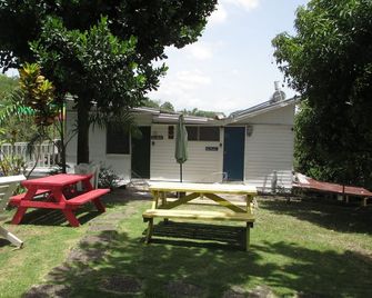 Kingsworth Bed and Breakfast - Kingston - Patio