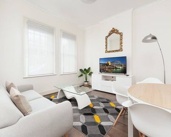 Stunning Sydney Home 1 - Sydney - Phòng khách