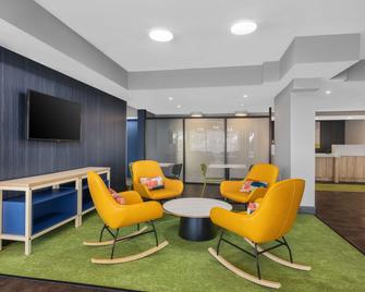 Spark by Hilton Bakersfield Central - בייקרספילד - לובי