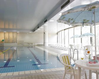Hotel Kyocera - Kirishima - Pool