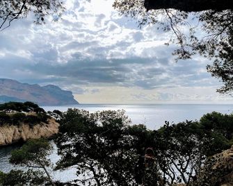 Pamela Hôtel Cassis - Cassis - Außenansicht
