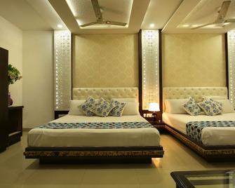 Hotel Riya Palace - Idgah Railway Station Agra - Agra - Sovrum