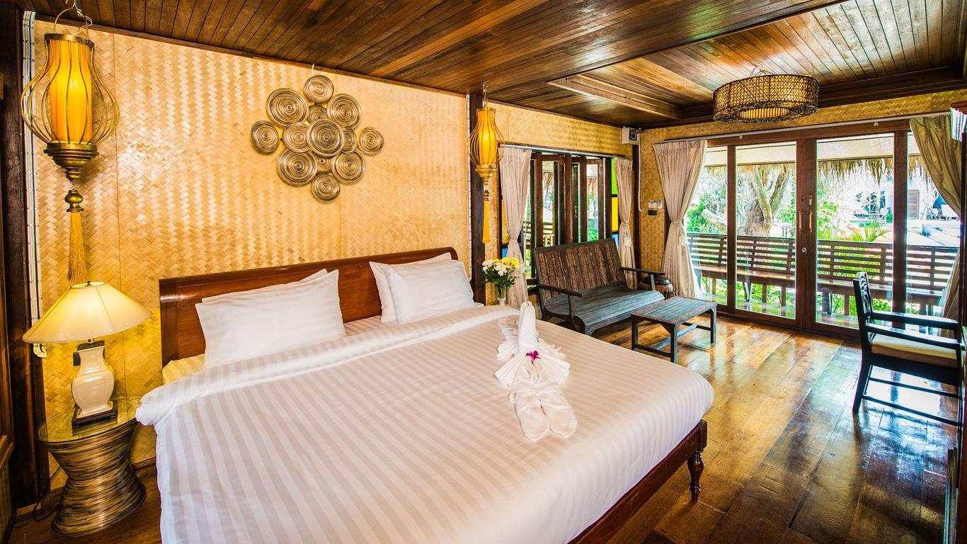 Bora Bora Villa Phuket