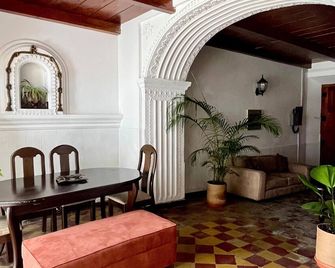 Casa Ela Cuarta - Antigua - Dining room