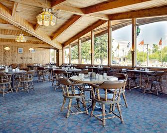 Ramada by Wyndham Gananoque Provincial Inn - Gananoque - Ресторан