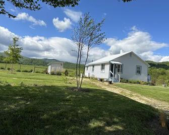 Cozy retreat near Old Rag - Etlan - Building