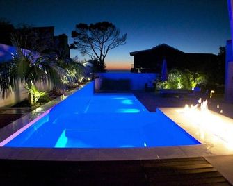 Modern Del Mar Beach Home - Del Mar - Bazén