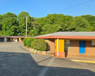 Lion Inn Albemarle by Hotel O Near Us 52 - Albemarle - Gebouw