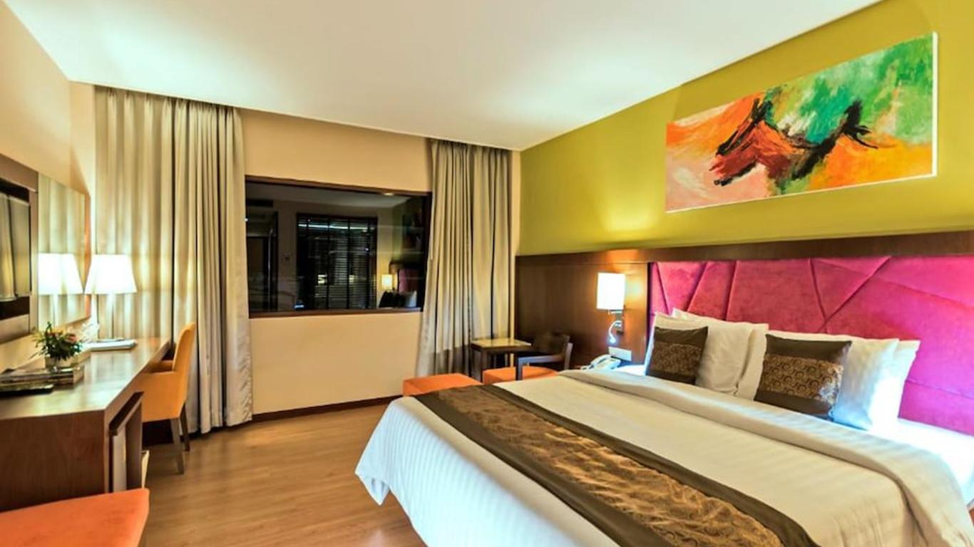 โรงแรมนวรัตน์เฮอริเทจ