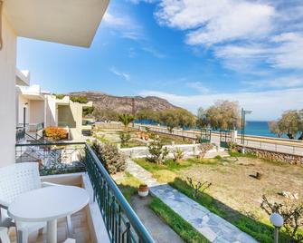 Sun Beach Apartments - Karpathos Town - Balcone
