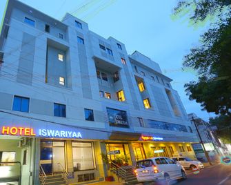 Hotel Aishwaryaa - the business way - Erode - Building