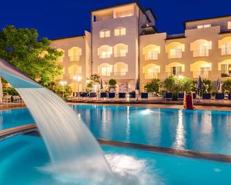 Hotel Sport & Residenza - Cesenatico - Pool