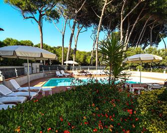 Hotel Kon Tiki - San Vincenzo - Piscine