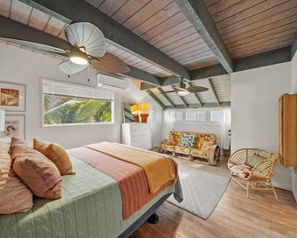 Dolphin House by Gather: North Shore Escape w/ Direct Beach Access - Laie - Camera da letto