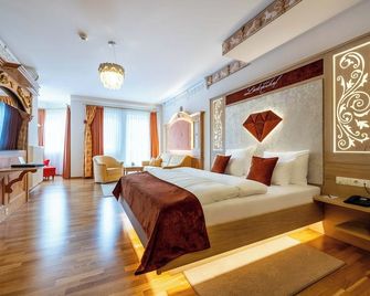 شليسهوتيل لاكنيرهوف - فلاشاو - غرفة نوم