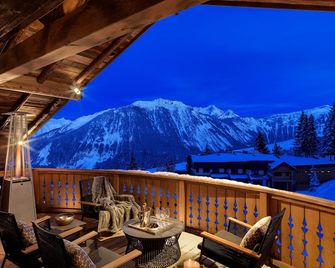 سيكس سنسيز ريزيدنسيس كورتشيفيل - Courchevel - شرفة