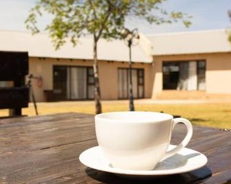 Avela Lodge - Magaliesburg - Patio