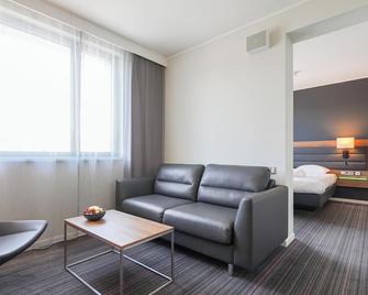 X Hotel - Skjetten - Stue