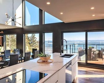Villa Jeanne - Au coeur de Charlevoix ! - Saint-Irénée - Salle à manger