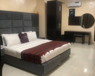 Sinclair Hotel - Ilorin - Bedroom