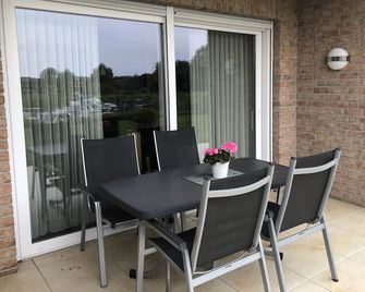 Stylish, comfortable holiday home - right on the idyllic marina - Pier 30 - Haren - Restaurant