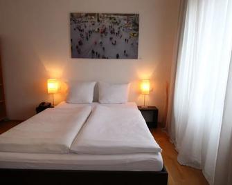 Hotel Lorenz - Essen - Bedroom