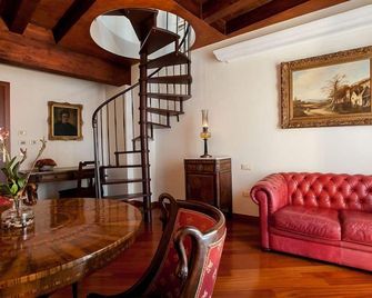 Hotel Flora - Cagliari - Τραπεζαρία