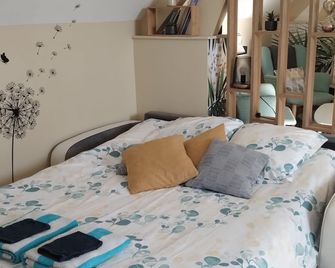 Le charmillon, Appartement cosi avec double garage - Mancey - Habitación