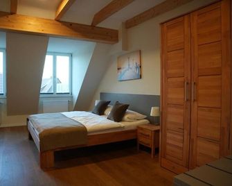 Gasthaus Adler - Konstanz - Bedroom