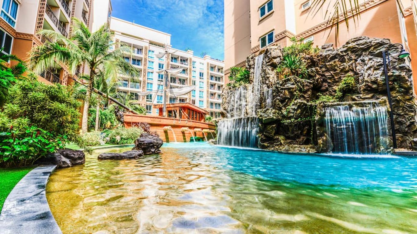 أطلانتيس كوندو ريزورت باي ناتنارين