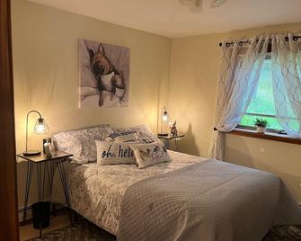 Vermont Retreat - Bridgewater - Bedroom