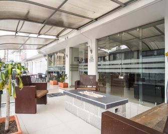 Stay Blue Hotel - بوغوتا - ردهة