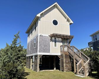 Beach Nut Bungalow: Two bedroom home in Pamlico Point - Ocracoke - Edificio