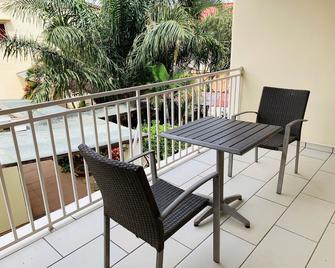 Hôtel - Appartement Meublé ' Les Flots Bleu ' - Antananarivo - Balkong