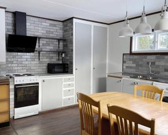 Holiday Home Norrtälje VI - Norrtalje - Keuken