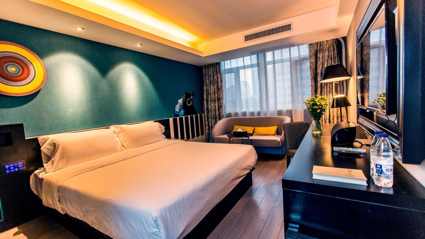 Orange Hotel Nanjing Xinjiekou Zhangfuyuan Metro Station