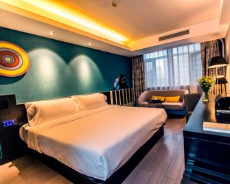 Orange Hotel Nanjing Xinjiekou Zhangfuyuan Metro Station - Nanjing - Bedroom