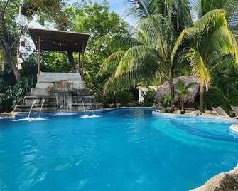 Casa Caribe Hotel - Fronteras - Zwembad