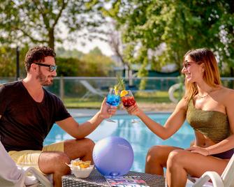 Novotel Torino Corso Giulio Cesare - Turin - Pool