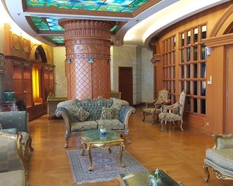 ذا ريزكين إنترناشونال هوتل - باندار سري بيغاون - ردهة