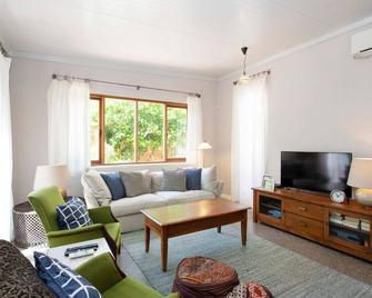 Solomon Street Cottage - Fremantle - Wohnzimmer