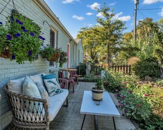 5 min to DT-Multicade Arcade-Nature Trails-Scenic- ! - Nashville - Patio