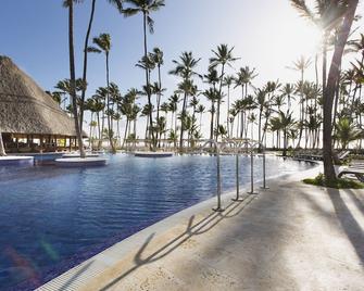 巴塞羅巴瓦羅海灘 - 只招待成人 - 式酒店 - 卡納角 - Punta Cana/朋它坎那 - 游泳池