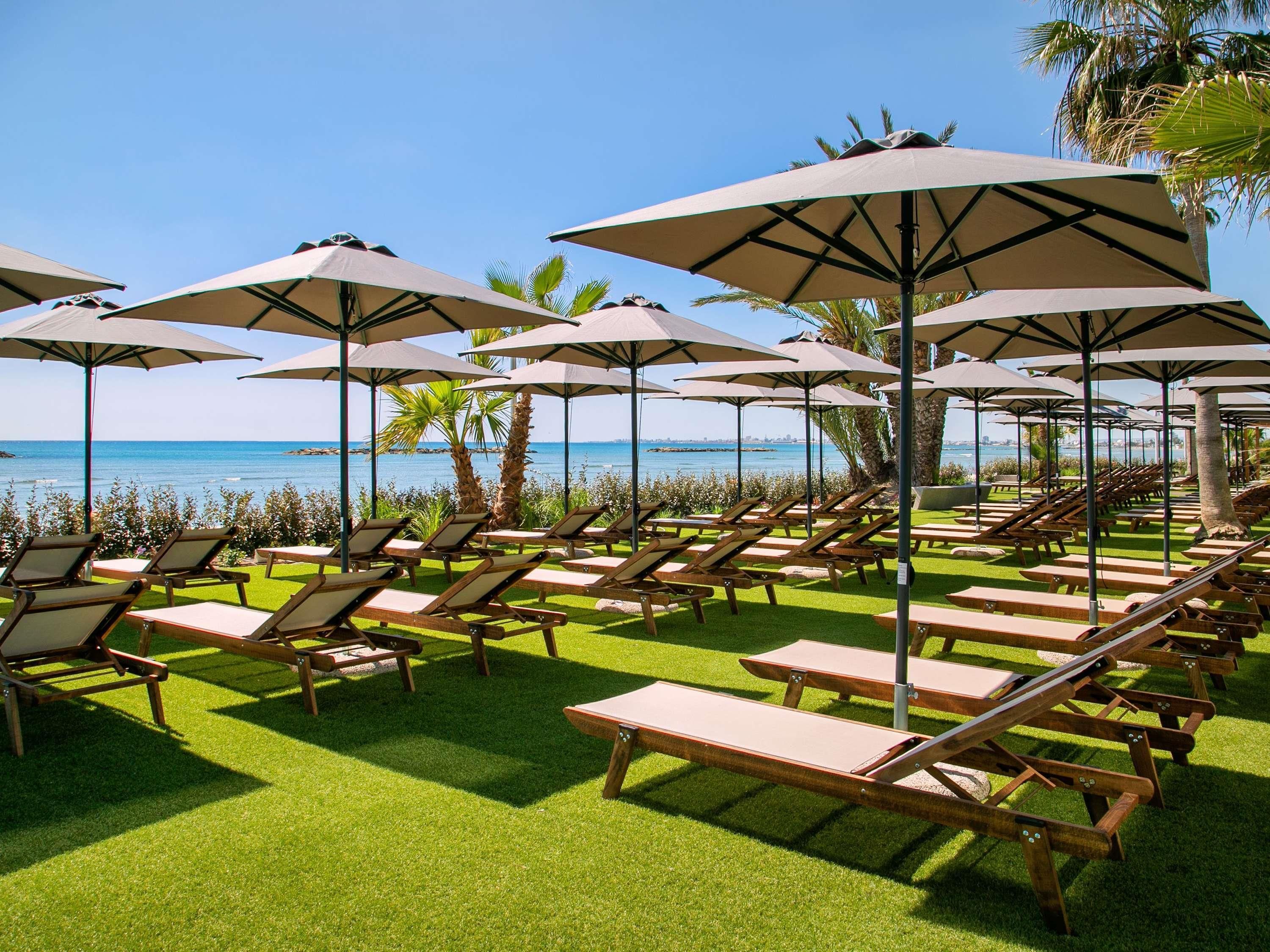 Mercure Larnaca Beach Resort - לרנקה - בר