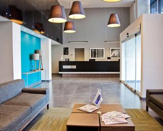 City Express by Marriott Reynosa Aeropuerto - Рейноса - Рецепція