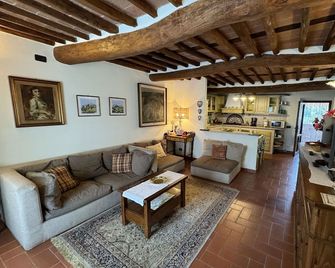 Casa Max - Capannori - Huiskamer