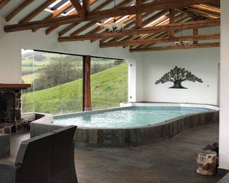 Cotopaxipungo Finca Hotel - Sangolquí - Piscina